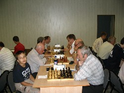 Фотографии Балашова - играют шахматисты